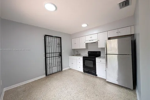 2281 SW 16th CT # 2281, Miami FL 33145