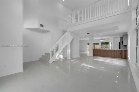 11244 NW 58th Ter, Doral FL 33178