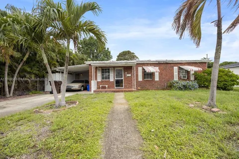 841 Highland Dr, West Palm Beach FL 33405