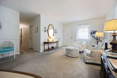 841 Highland Dr, West Palm Beach FL 33405