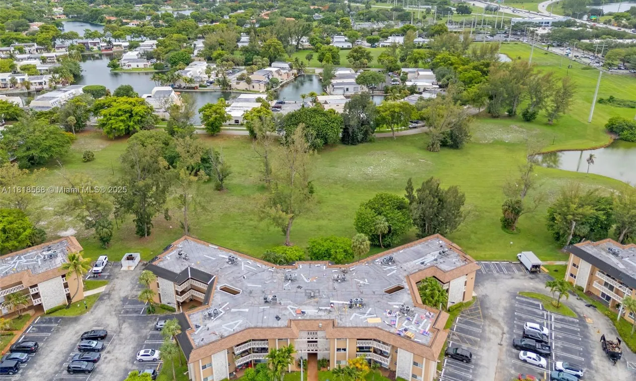 7430 Miami Lakes Dr # E301, Miami Lakes FL 33014