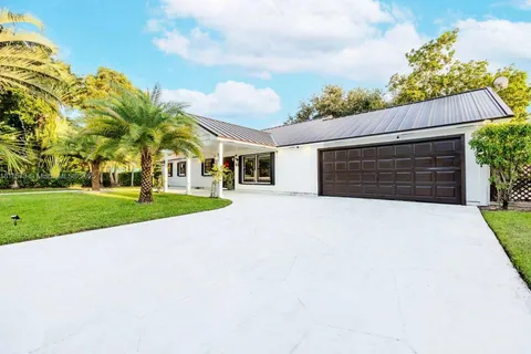 2024 Palmetto Rd, West Palm Beach FL 33406