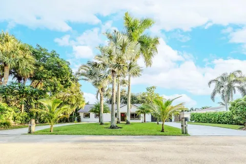 2024 Palmetto Rd, West Palm Beach FL 33406