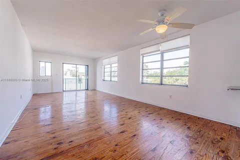 1150 Euclid Ave # 301, Miami Beach FL 33139
