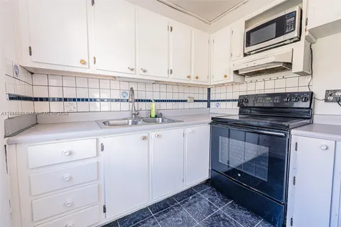1150 Euclid Ave # 301, Miami Beach FL 33139