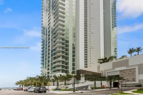 2900 NE 7th Ave # 3902, Miami FL 33137