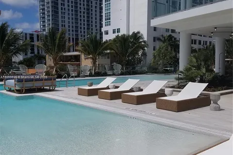 2900 NE 7th Ave # 3902, Miami FL 33137