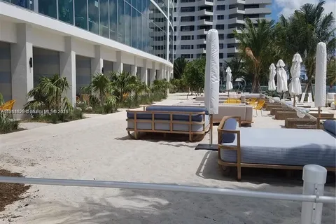 2900 NE 7th Ave # 3902, Miami FL 33137