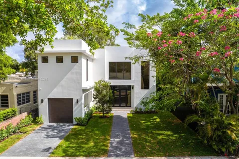 1513 SW 11th Ter, Miami FL 33135