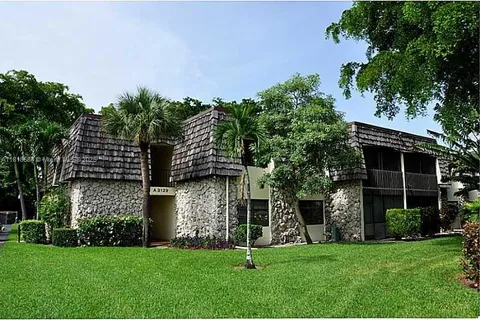 3129 Oakland Shores Dr # A203, Oakland Park FL 33309