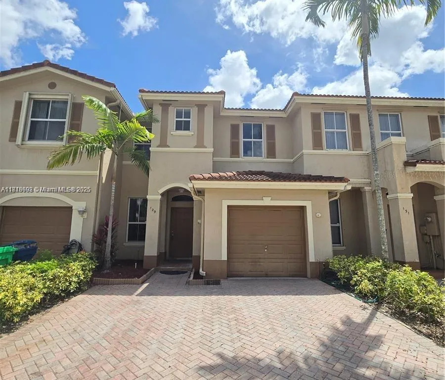 129 Riverwalk Cir # 129, Sunrise FL 33326