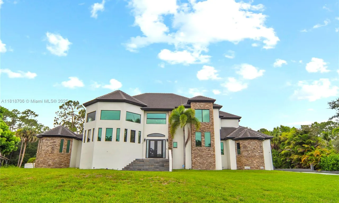 16189 Alexander Run, Jupiter FL 33478
