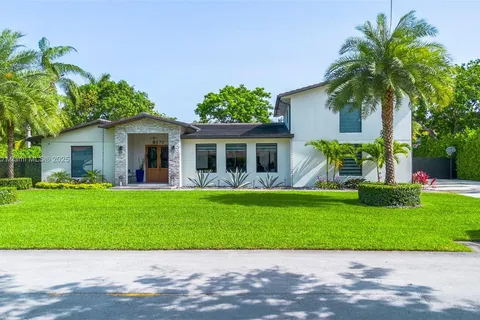 7570 SW 60th St, Miami FL 33143