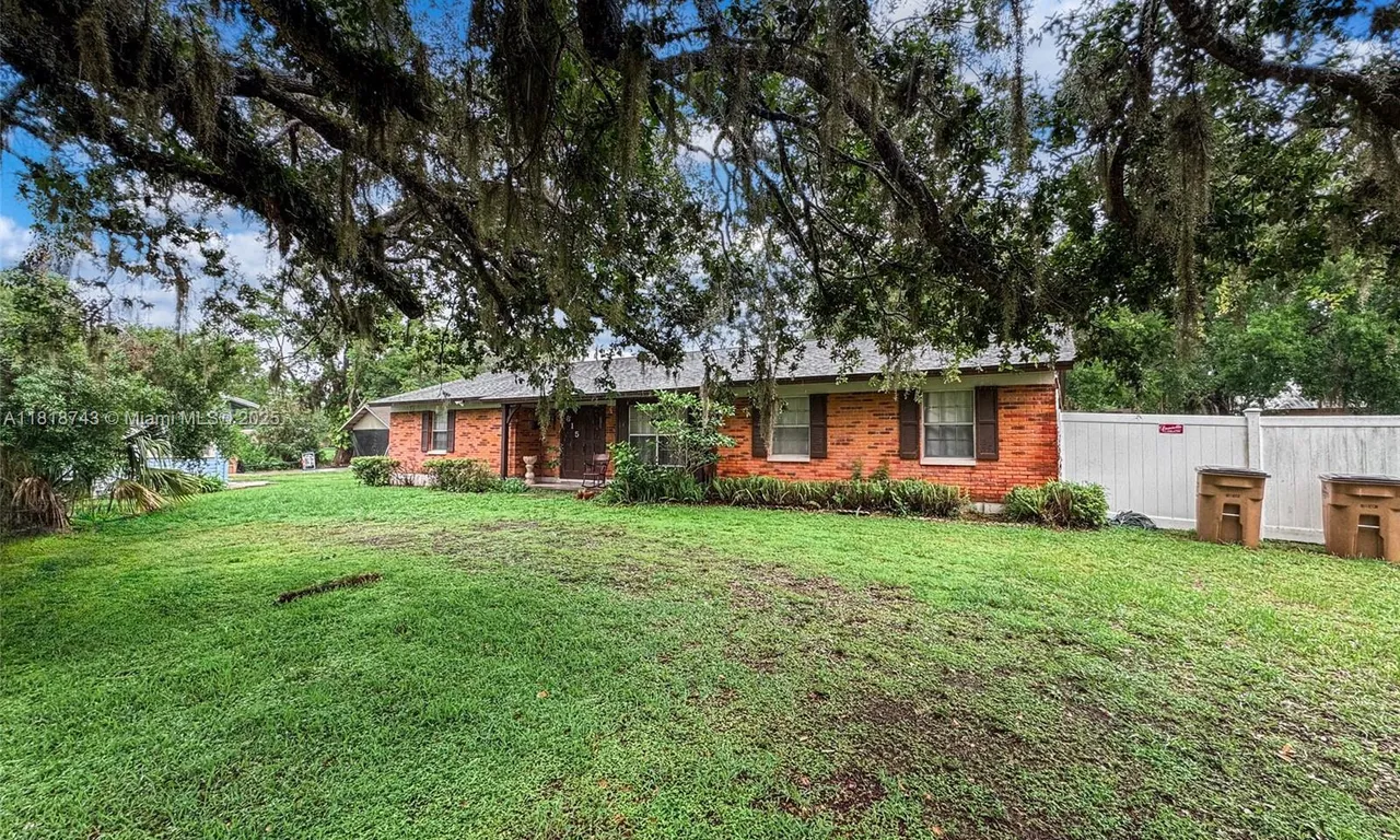 815 S Florida, Other City - In The State Of Florida FL 33873