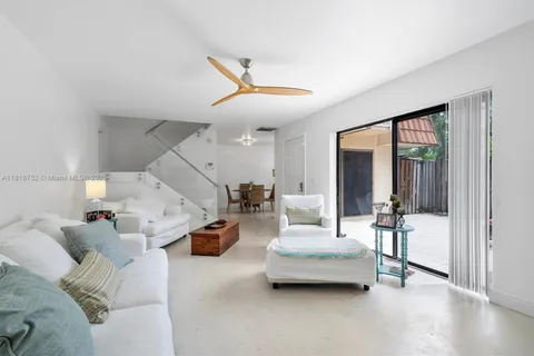 839 Blue Ridge Cir # 839, West Palm Beach FL 33409