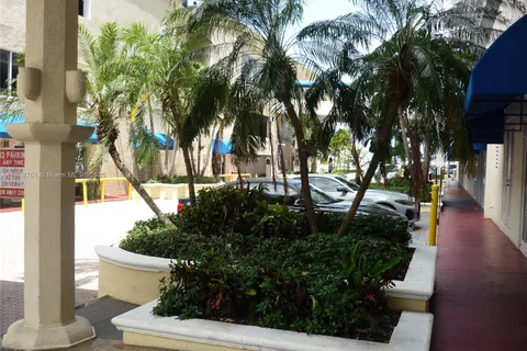 7601 E Treasure Dr # 1901, North Bay Village FL 33141
