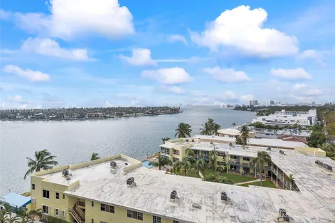 900 Bay Dr # 721, Miami Beach FL 33141