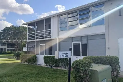 199 Farnham I # 199, Deerfield Beach FL 33442
