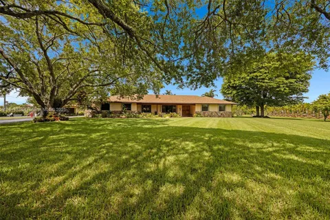 31260 SW 202nd Ave, Homestead FL 33030