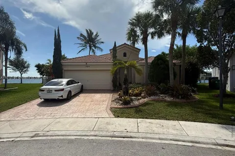17018 SW 52nd Ct, Miramar FL 33027