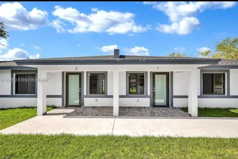 673 NW 14th St, Florida City FL 33034