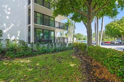 1301 River Reach Dr # 110, Fort Lauderdale FL 33315