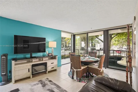 1301 River Reach Dr # 110, Fort Lauderdale FL 33315