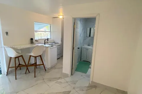 2631 Fillmore St # 2, Hollywood FL 33020