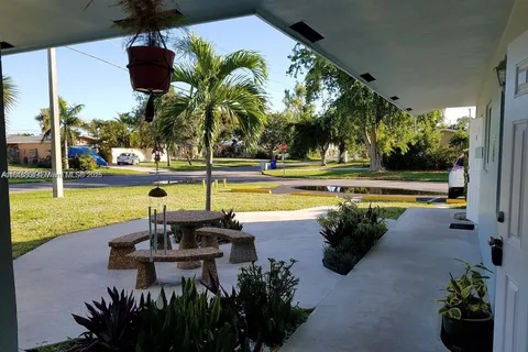 1231 NE 23rd Ave # 3, Pompano Beach FL 33062