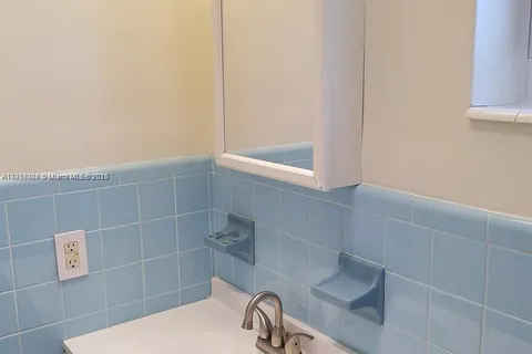 1231 NE 23rd Ave # 3, Pompano Beach FL 33062
