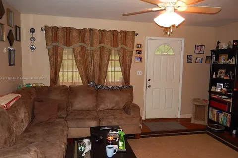 2150 Harriet Dr, Tallahassee FL 32303