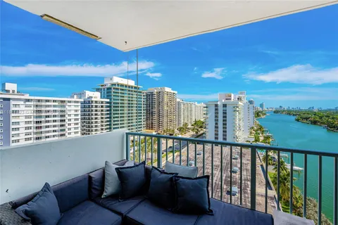 5838 Collins Ave # 14G, Miami Beach FL 33140