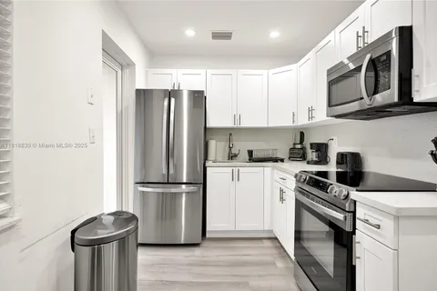 300 NW 82nd Ter, Miami FL 33150
