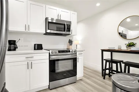 300 NW 82nd Ter, Miami FL 33150