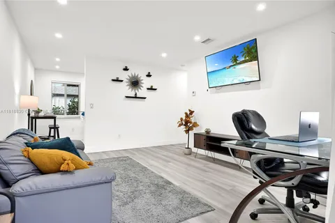 300 NW 82nd Ter, Miami FL 33150