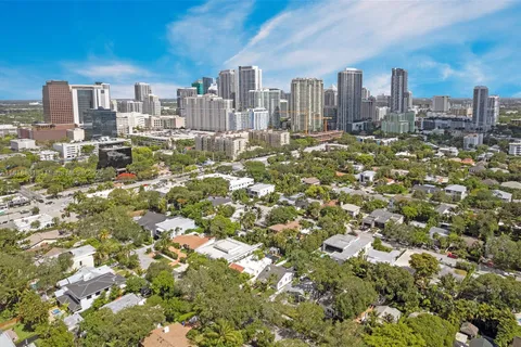 801 SE 7th St, Fort Lauderdale FL 33301