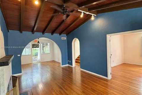 1247 Alton Rd, Miami Beach FL 33139