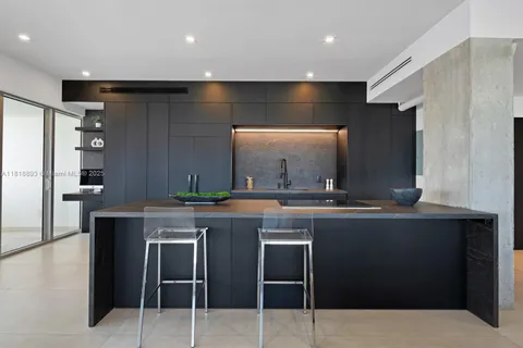 11 Island Ave, Miami Beach FL 33139