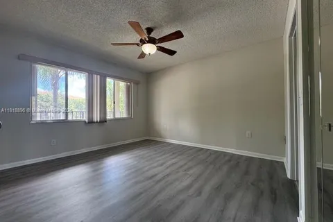 800 SW 142nd Ave # 211N, Pembroke Pines FL 33027