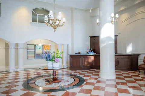 19900 E Country Club Dr # 318, Aventura FL 33180