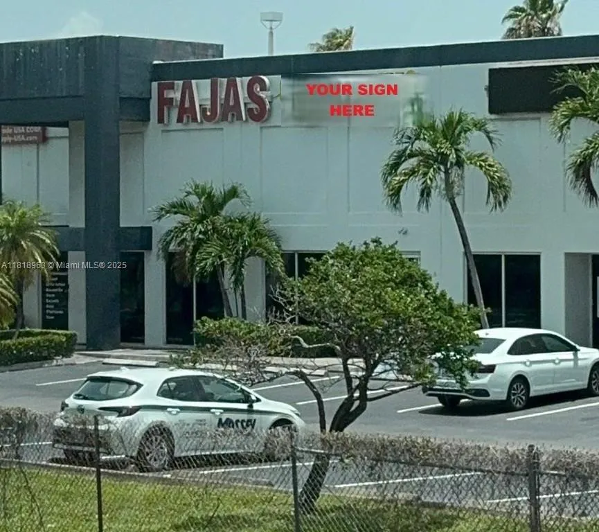 7640 NW 25th St # 111, Miami FL 33122