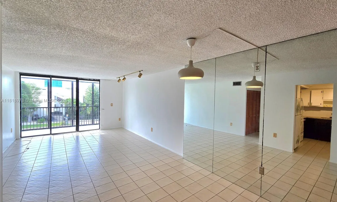 2500 NE 135th St # B208, North Miami FL 33181