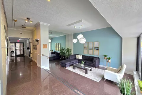 2500 NE 135th St # B208, North Miami FL 33181
