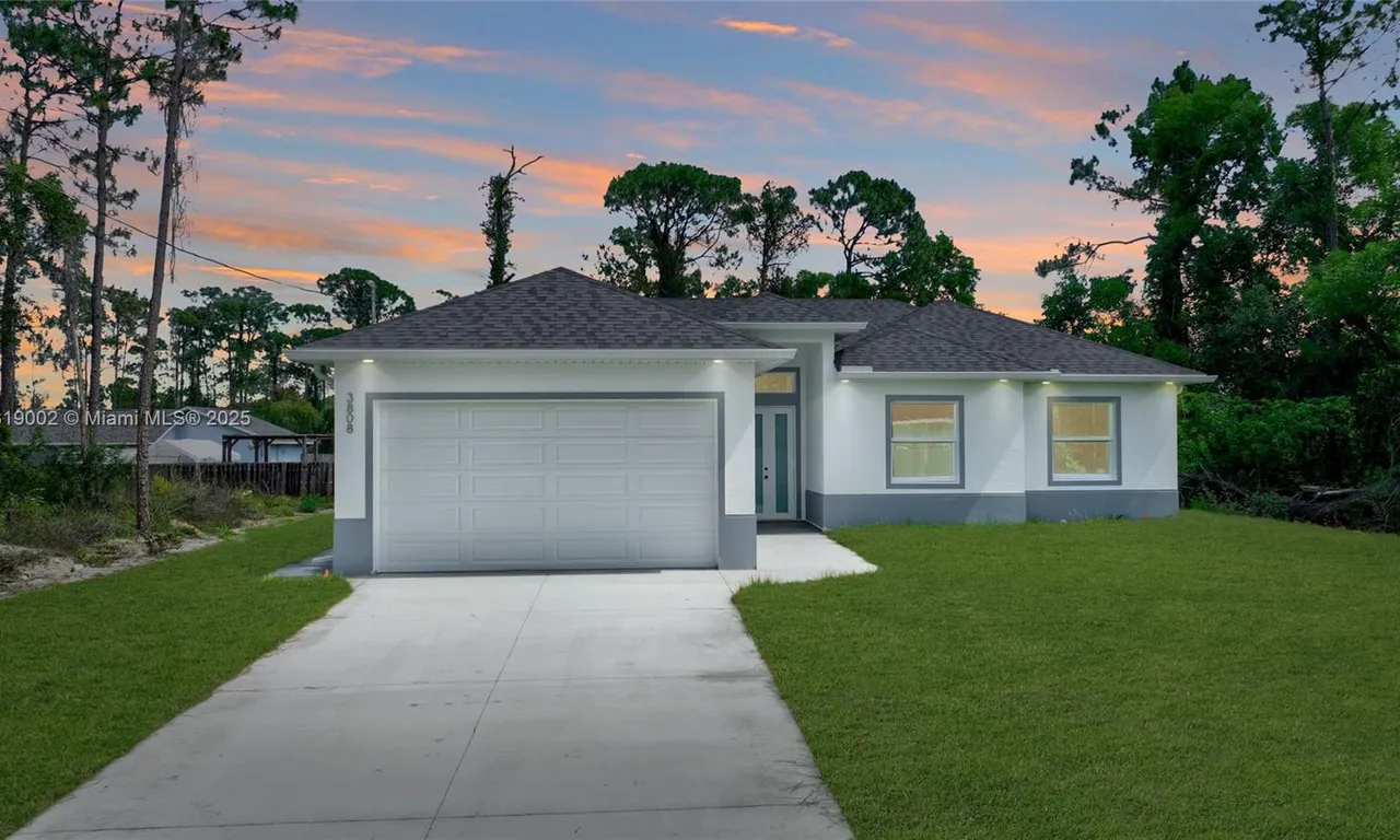3808 2nd st w, Lehigh Acres FL 33971