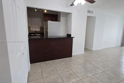816 NW 87th Ave # 406, Miami FL 33172