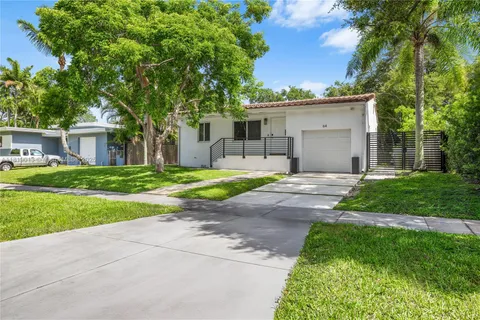 64 NE 88th St # 64, El Portal FL 33138