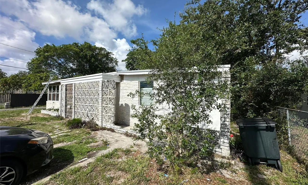 13180 NW 11th Ave, North Miami FL 33168