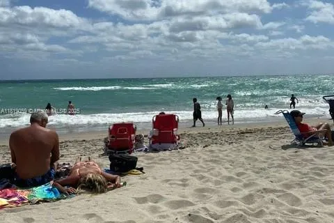 16919 N Bay Rd # 705, Sunny Isles Beach FL 33160