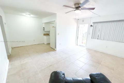 12275 NE 19th Ave # 6, North Miami FL 33181