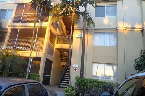 5686 Rock Island Rd # 129, Tamarac FL 33319